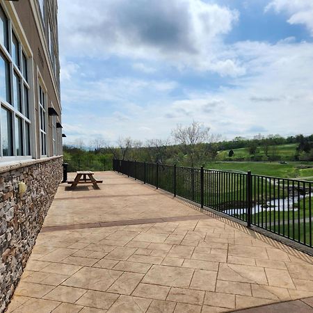 Doubletree By Hilton Front Royal Blue Ridge Shadows Hotel Екстериор снимка