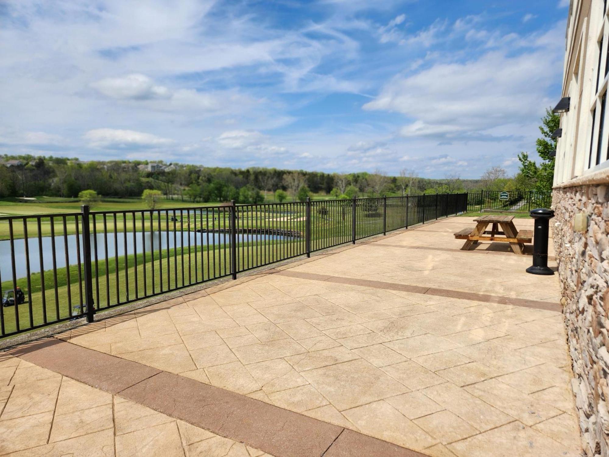Doubletree By Hilton Front Royal Blue Ridge Shadows Hotel Екстериор снимка