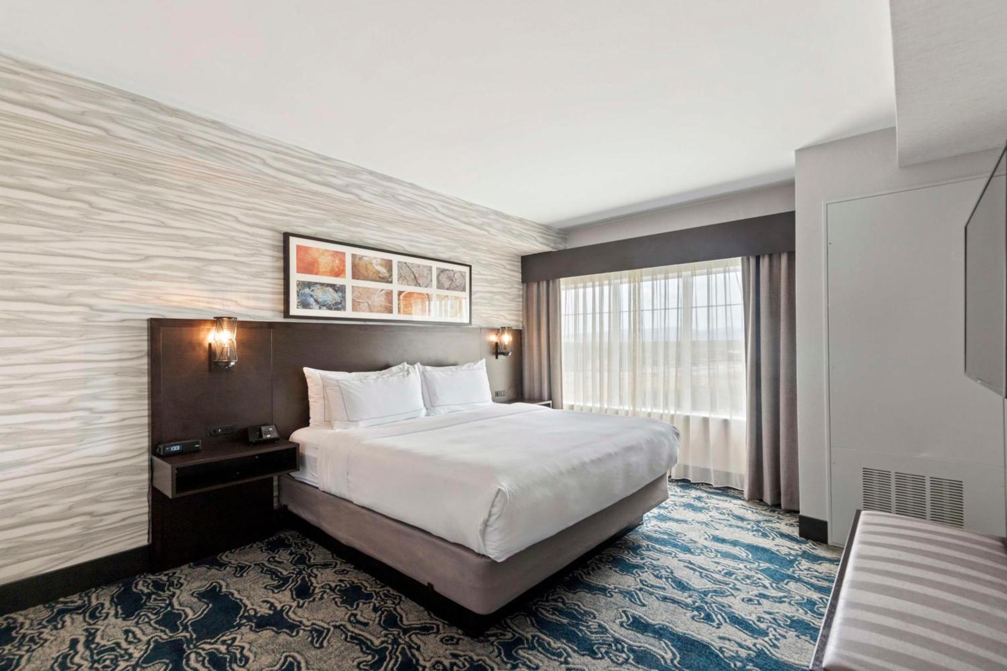 Doubletree By Hilton Front Royal Blue Ridge Shadows Hotel Екстериор снимка