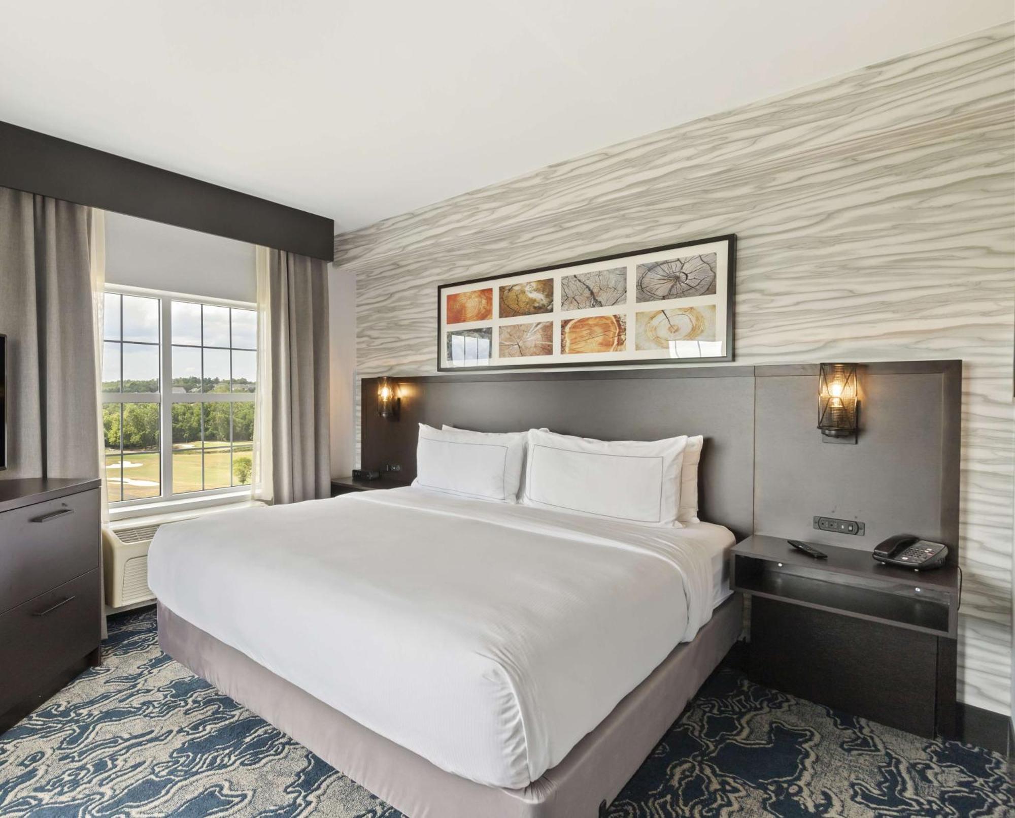 Doubletree By Hilton Front Royal Blue Ridge Shadows Hotel Екстериор снимка