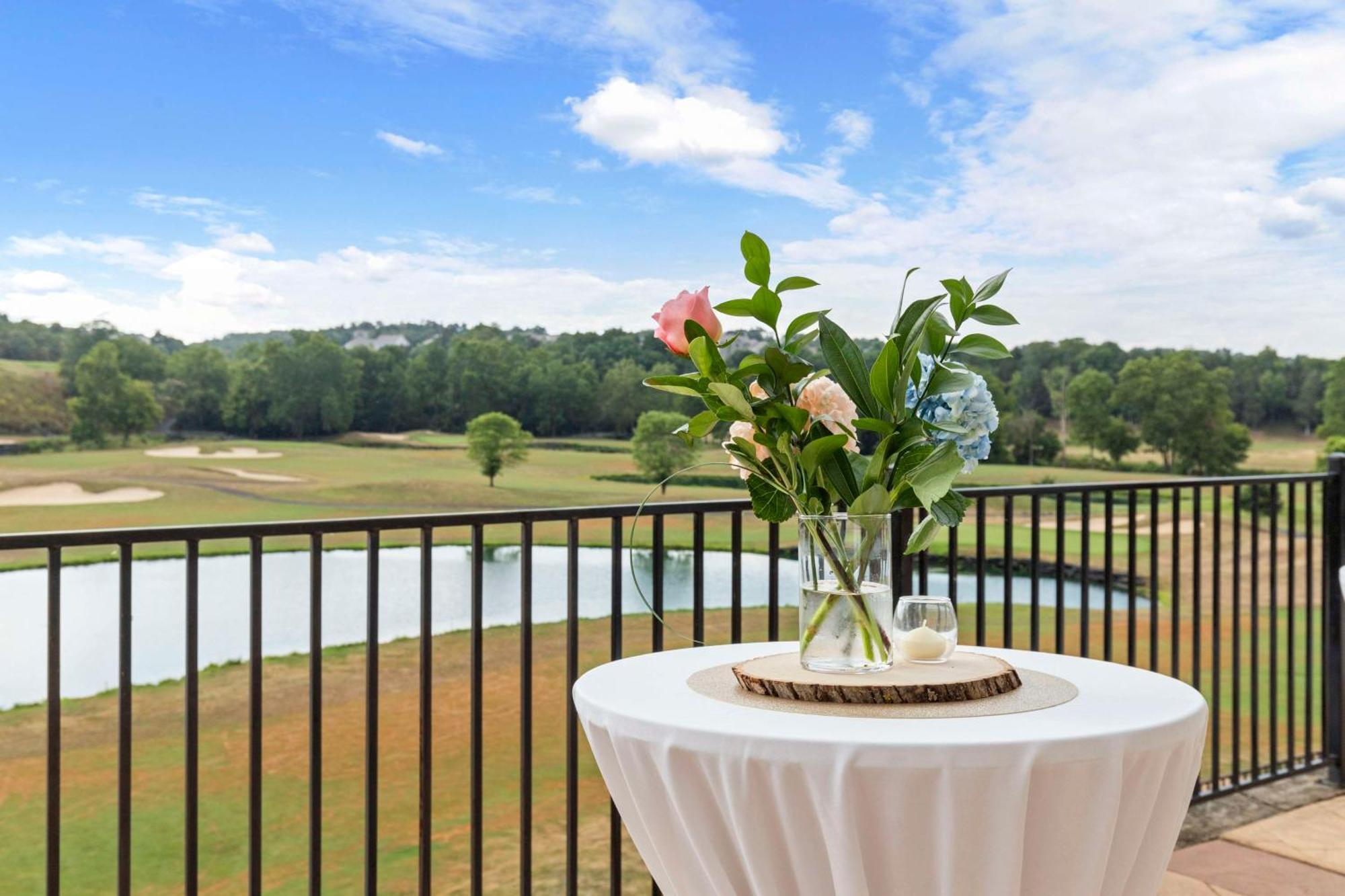 Doubletree By Hilton Front Royal Blue Ridge Shadows Hotel Екстериор снимка